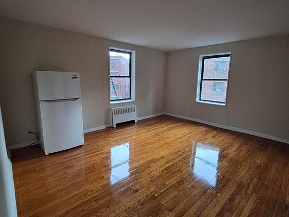 2nd image of 14744 84th Dr Floor 2