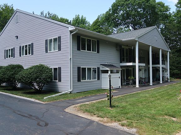 5th image of 65 Smith Street #8