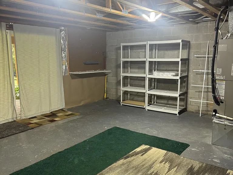 32 Alderman Ct — Photo 30