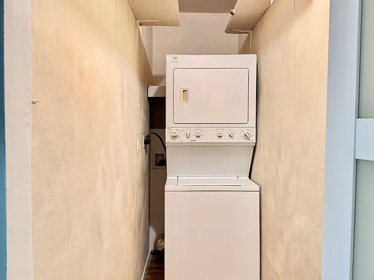 2924 Mountain Ave — Photo 6
