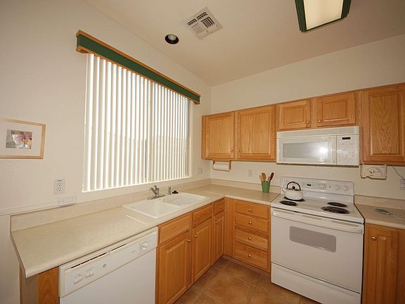 2nd image of 7511 W Wandering Coyote Dr