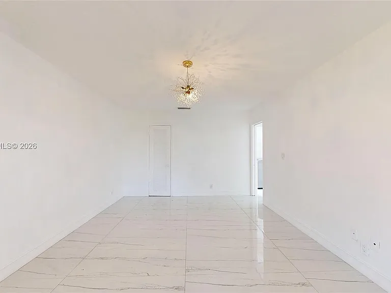 220 SW 8th Ave #1-2 — Photo 14