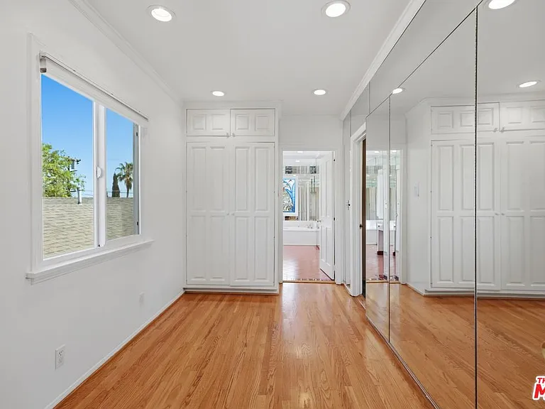 1170 S Beverwil Dr — Photo 24