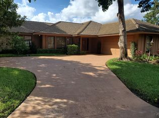 1 Sutherland Ct, Palm Beach Gardens, FL 33418