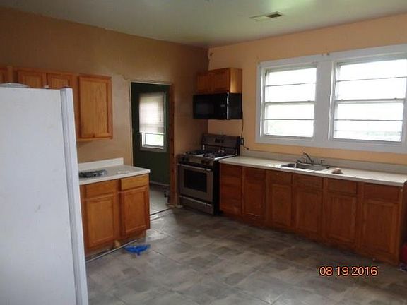 5th image of 2020 Bartholomew St