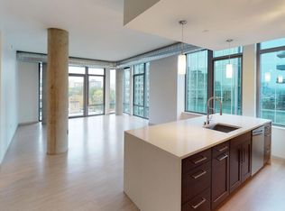 117 S Hamilton St #804, Madison, WI 53703