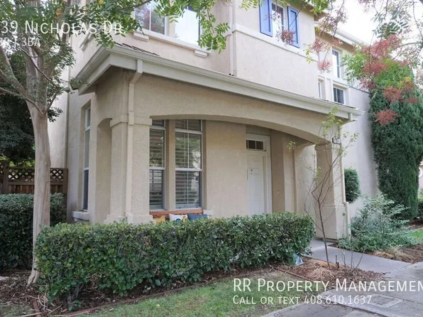 439 Nicholas Dr, Mountain View, CA 94043