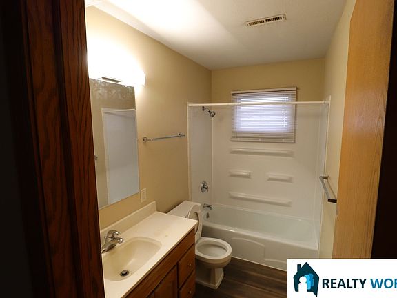 5th image of 4320 S 48th St APT 5