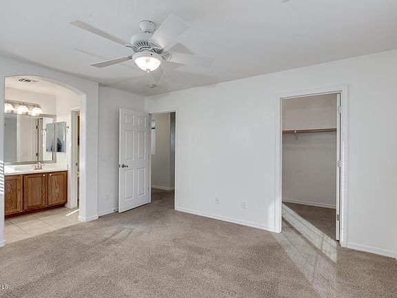 4th image of 1087 S Sacramento Pl