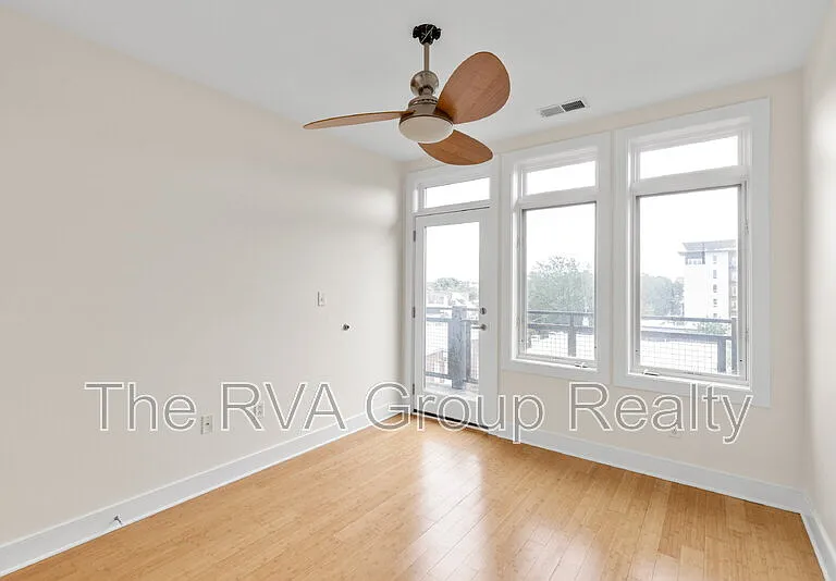 110 W Marshall St #27 — Photo 29