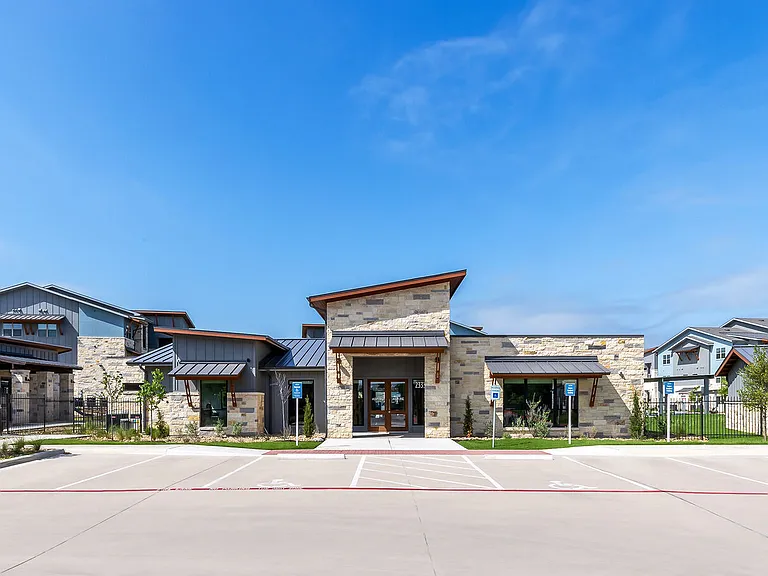 Aspire at Onion Creek — Photo 19