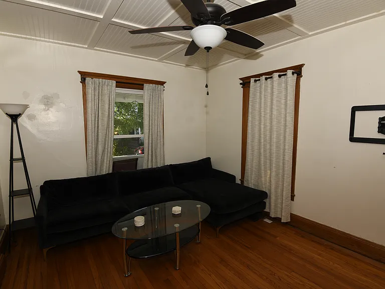 531 Tennyson Ave — Photo 7