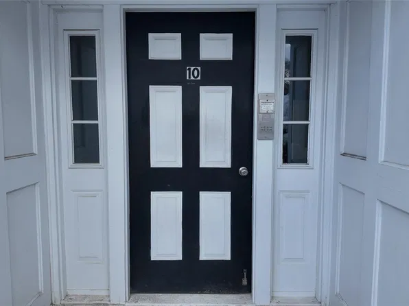 10 Lenox Ct APT 807, Suffern, NY 10901