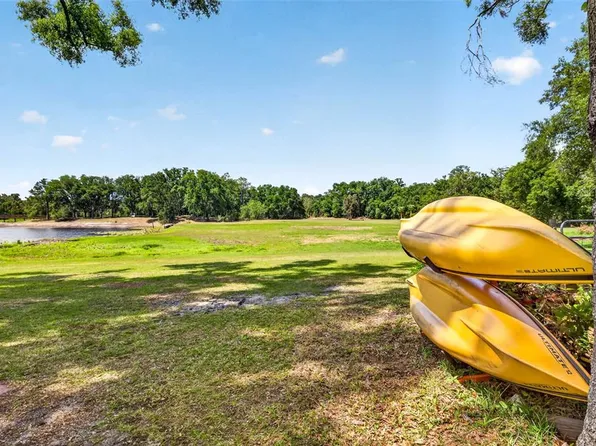 16330 Hanna Rd, Lutz, FL 33549