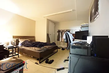 Rented by Rennit Inc.