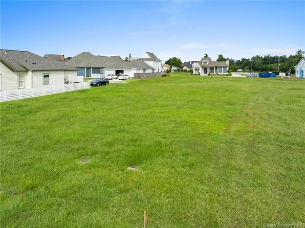 2022 Saint Joseph Ave, Lake Charles, LA 70601