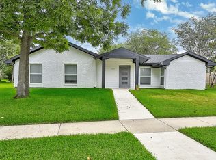 424 Pleasant Valley Ln, Richardson, TX 75080