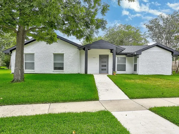 424 Pleasant Valley Ln, Richardson, TX 75080