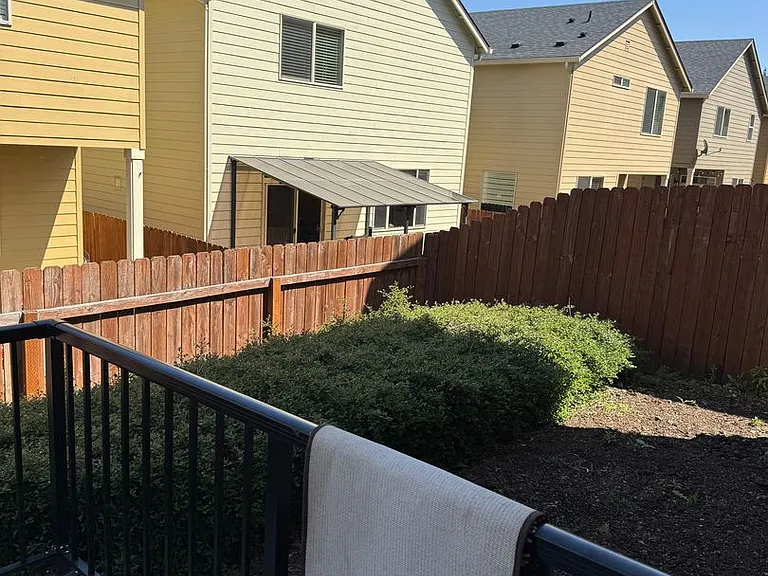 3008 NE 74th St — Photo 28