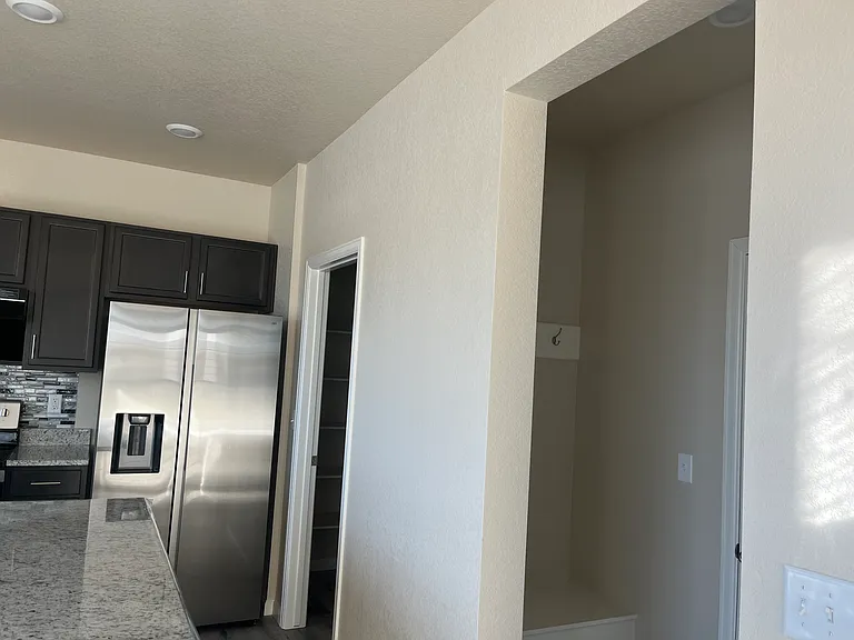 2465 Andrew Dr — Photo 50