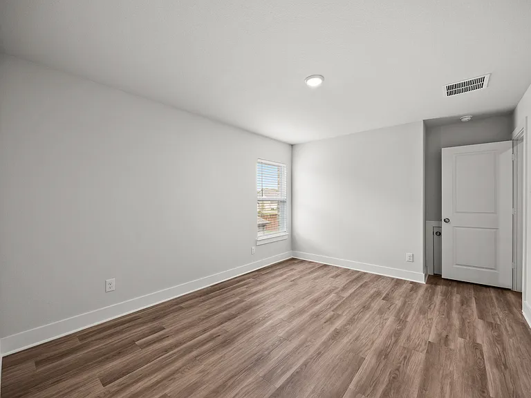 6506 Elaine Ct — Photo 18