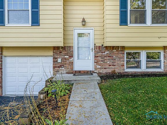 4th image of 2423 Jamestown Dr