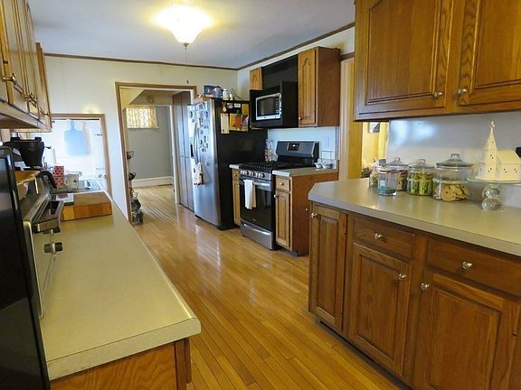 5th image of 44 Wentworth Ave
