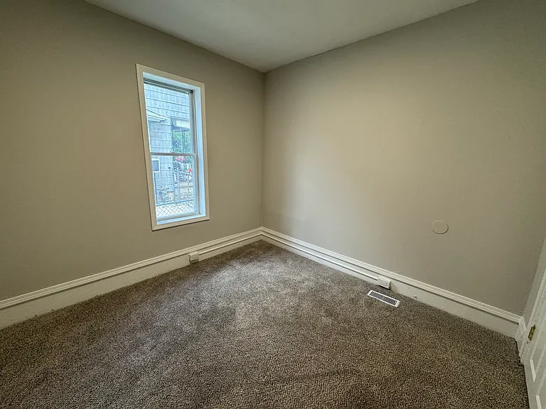 1235 Quarry Ave NW — Photo 15