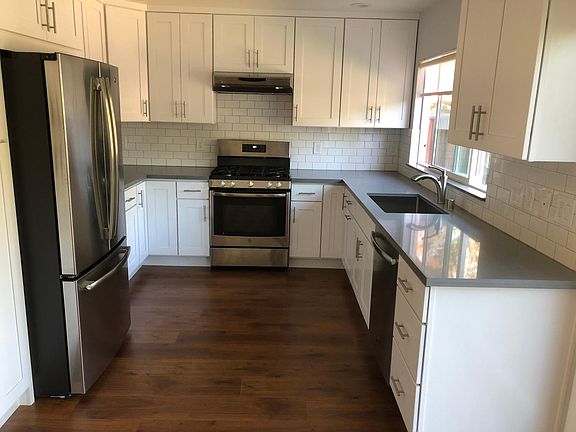 5th image of 10304 Vista Dr #B