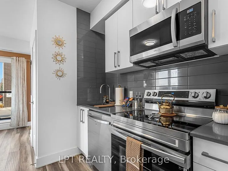 6065 McLeod Rd #213 — Photo 6