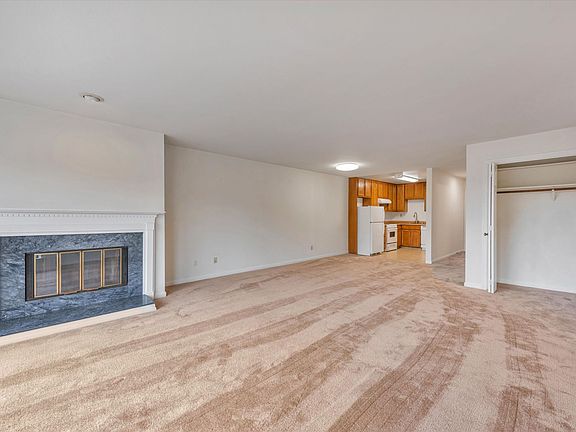 2nd image of 2603 33rd Ave #103