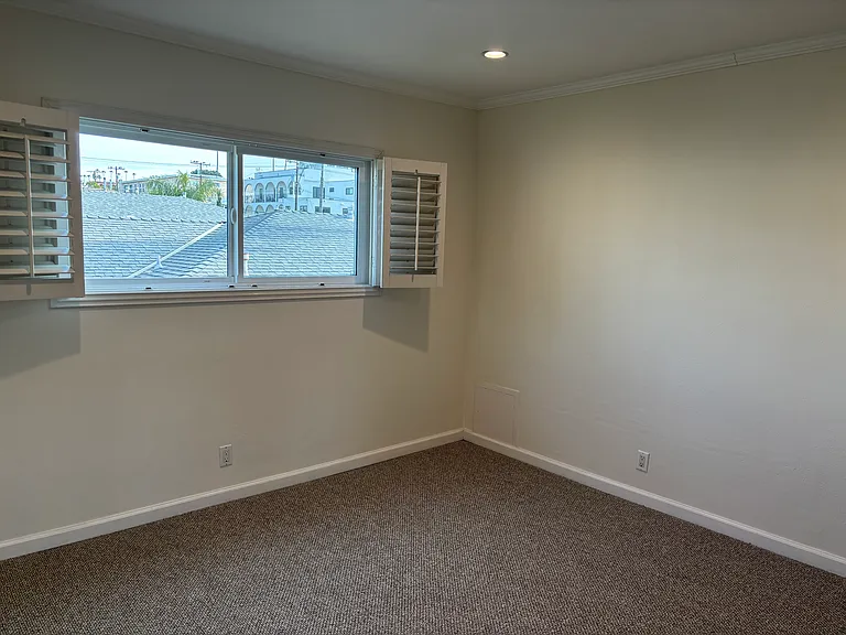 229 Bicknell Ave #302 — Photo 30