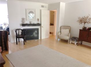 9346 Via Crema, Burbank, CA 91504