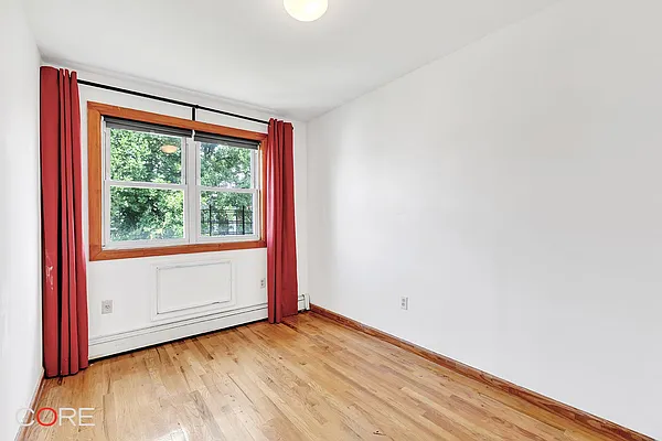 Rented by CORE | media 6