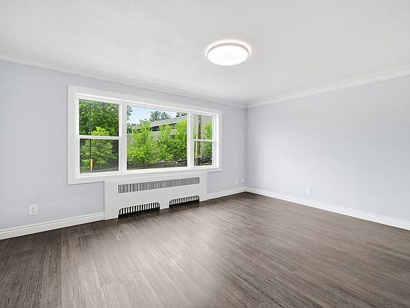 3rd image of 383 Main St #3