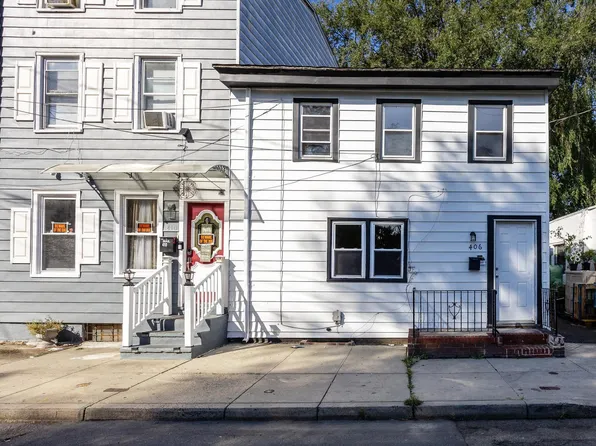 406 York St, Burlington, NJ 08016