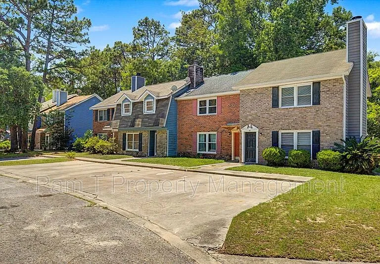 48 Pointer Pl — Photo 2