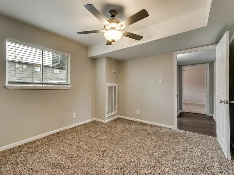 The Blanca Apartments — Photo 19