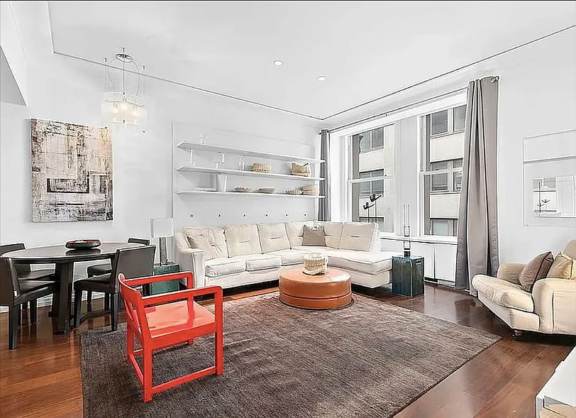 1st image of 55 Wall St APT 704