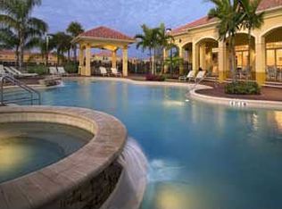 7568 Bristol Cir, Naples, FL 34120