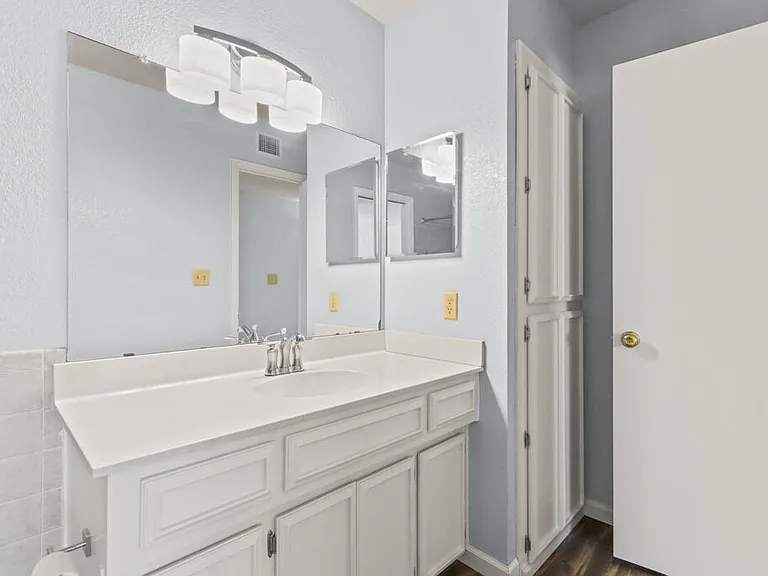 1861 Sonoma Pl — Photo 31