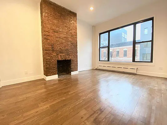 Rented by Native Real Estate LLC | media 8