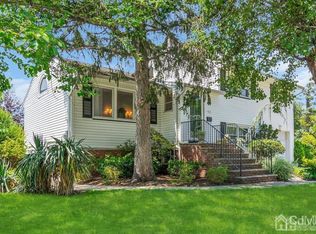 233 Amherst Ave, Colonia, NJ 07067