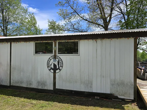 589 Youngsville Rd, Pittsfield, PA 16340