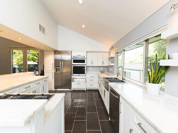 kitchen and bar, wak out to deck