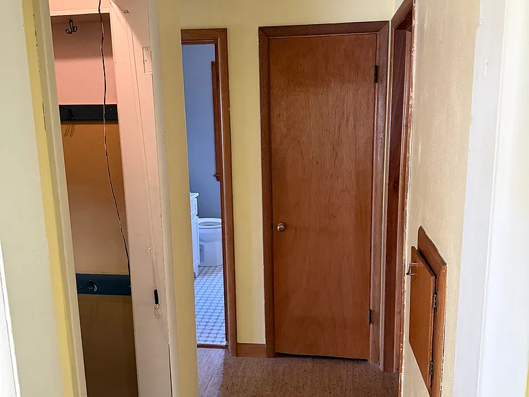 2138 E Johnson St #1 — Photo 8