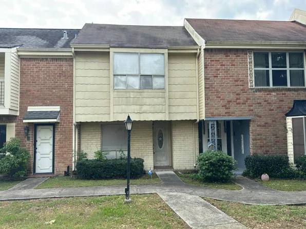 4717 Indian Trl, Baytown, TX 77521