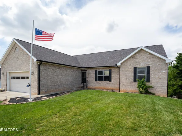 280 Hill Top Dr, Lenoir City, TN 37772