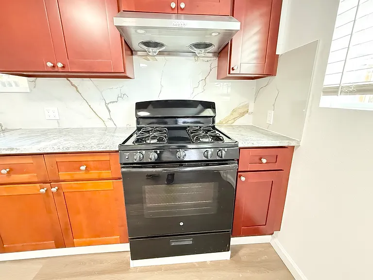 37228 Cedar Blvd #B — Photo 4