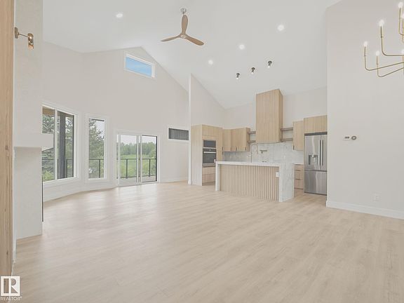3rd image of 53504 Range Rd #14-12